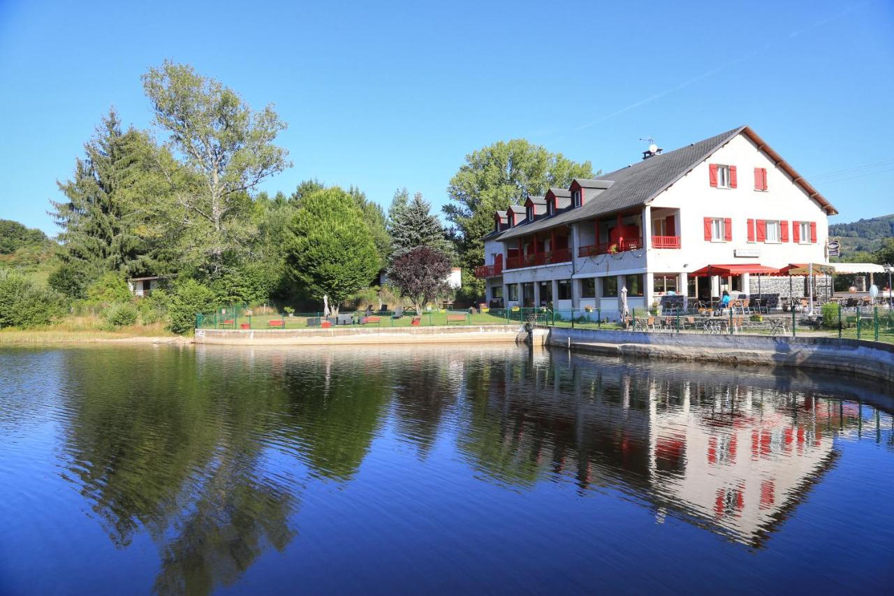 Le Lac Des Moines Condat  Eksteriør billede