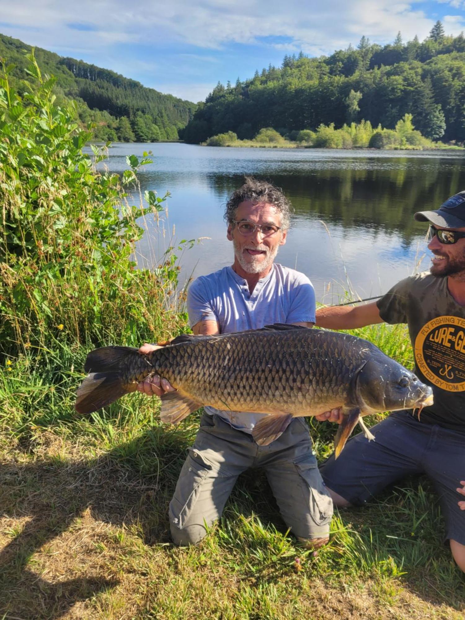 Le Lac Des Moines Condat  Eksteriør billede